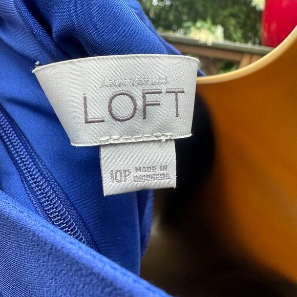 Bright Blue Classic Knee-Length dress - Picture 3 of 6